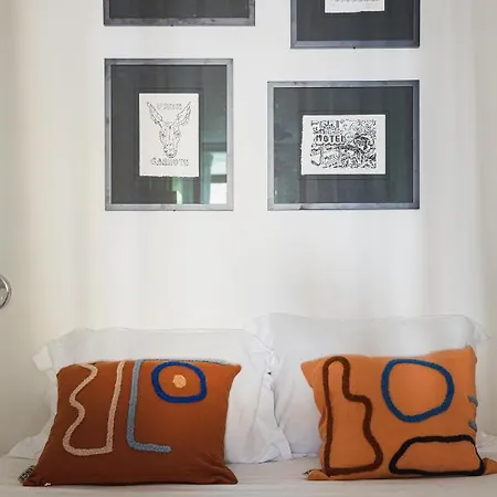 The Marcel アパートホテル