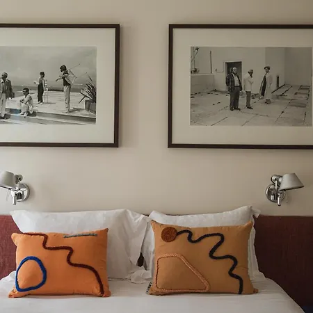 The Marcel アパートホテル