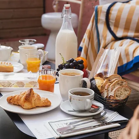 The Marcel アパートホテル